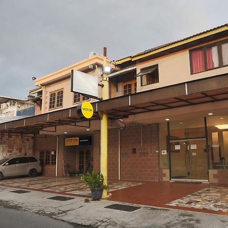 Spot On 2358 Aster Homestay Melati Zewnętrze zdjęcie